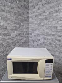 Микроволновая печь LG MS 1744W